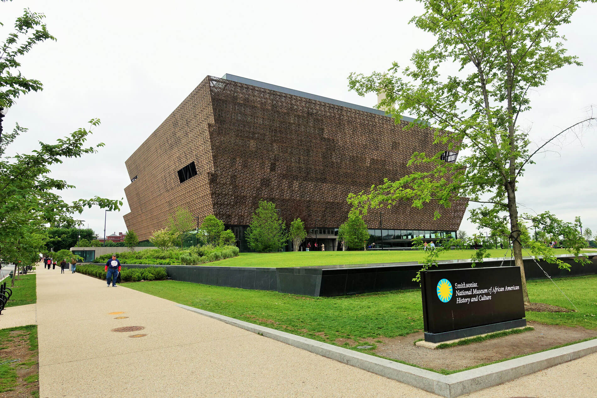 White House Accuses Smithsonian of Replacing American History With Political Activism