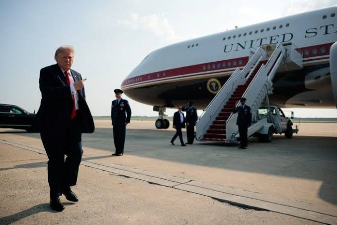 Trump Takes Midterm Campaign to Arizona and Montana as Republicans Battle to Defend Congressional Control